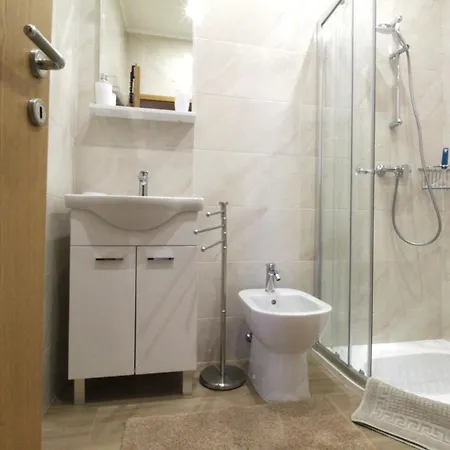 Appartement With Wifi Rozac, - 27252 Umag