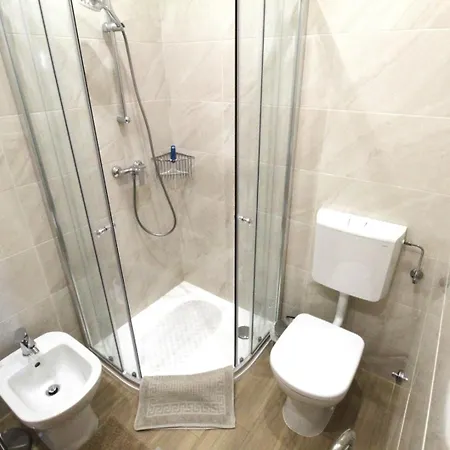 With Wifi Rozac, - 27252 Umag